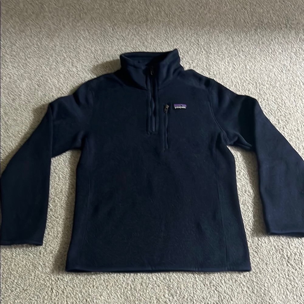 Patagonia quarter zip sweater. Youth medium.